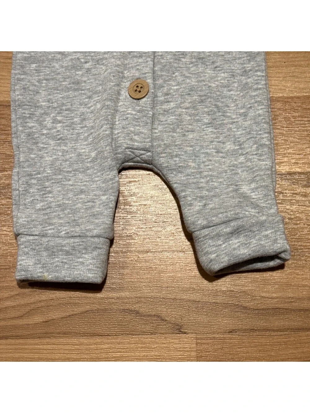 Girls gray Ruffle romper size 0/3 months by baby gap. adorable!